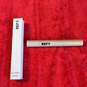 3/$30 - NIB Refy Brow Pomade in dark